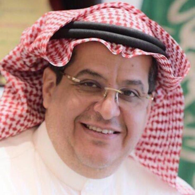 الأستاذ عبدالعزيز بن عبدالله الحميد
